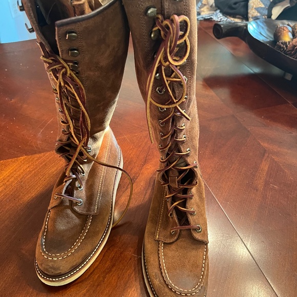 Frye Dakota Wedge Lace Up Boots Brown Suede Sz 10 - Picture 1 of 6